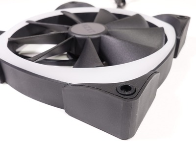 NZXT Aer RGB 120/140 and NZXT HUE+ review_08531