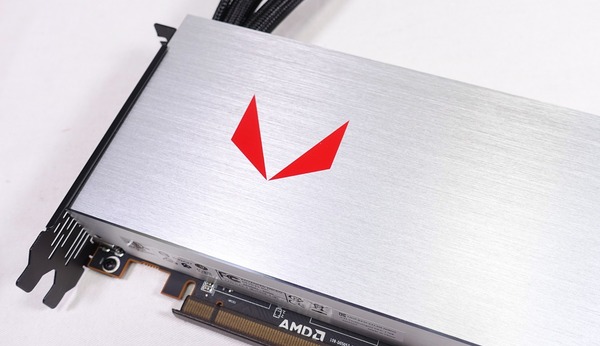 Radeon RX Vega 64 Liquid Cooled Edition review_01101