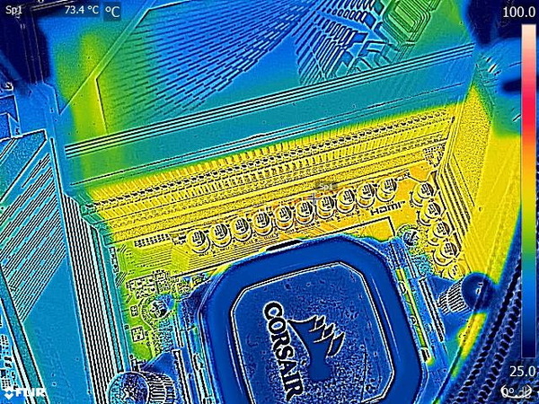 GIGABYTE X870E AORUS MASTER_FLIR-7950X (2)