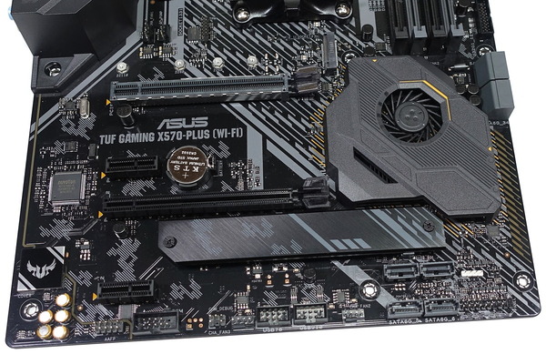 ASUS TUF GAMING X570-PLUS (WI-FI) review_00131_DxO