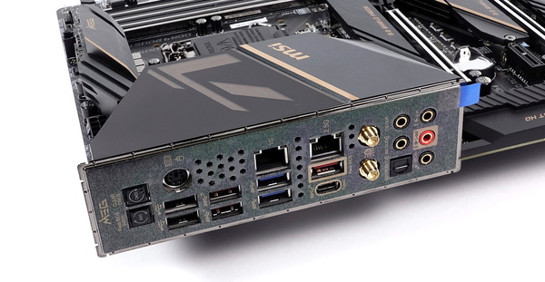 MSI MEG Z490 ACE review_09655_DxO