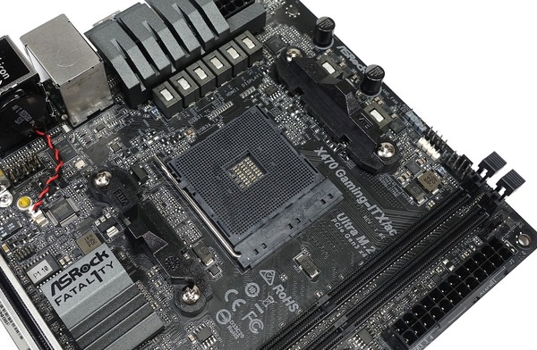 ASRock X570 Phantom Gaming-ITX/TB3 review_01032_DxO