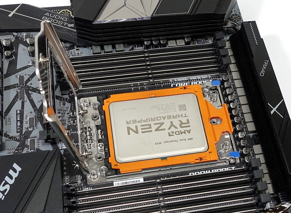 AMD Ryzen Threadripper 3970X review_04203_DxO