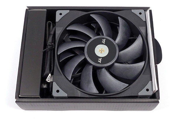 Thermaltake TOUGHFAN 14 reivew_07068_DxO