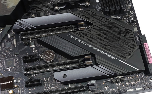 ASUS ROG STRIX X570-E GAMING review_00085_DxO