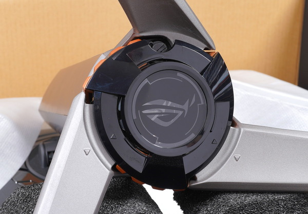 ASUS ROG Swift PG32UQX review_08925_DxO