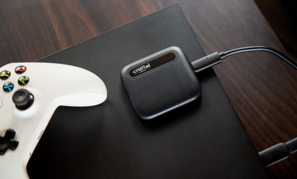 Crucial X6 Portable SSD 4TB_game