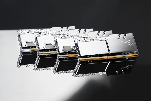 G.Skill Trident Z Royal (3)