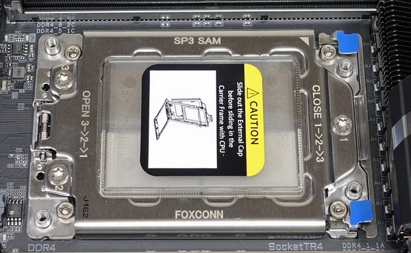 GIGABYTE X399 AORUS XTREME review_02145_DxO