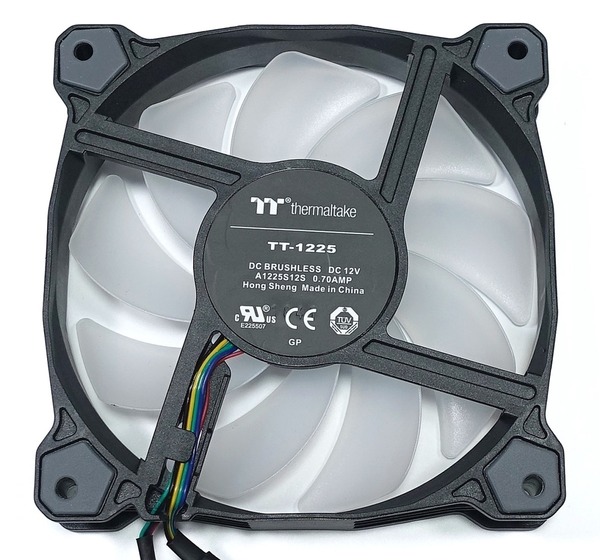 Thermaltake Water 3.0 240 ARGB Sync review_09792_DxO