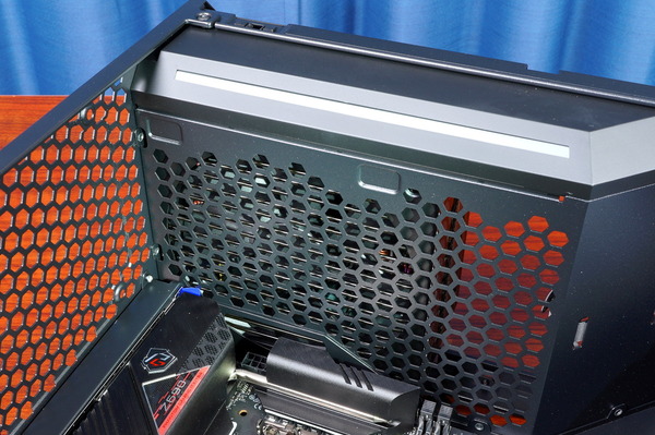 Fractal Design Torrent Nano review_04374_DxO