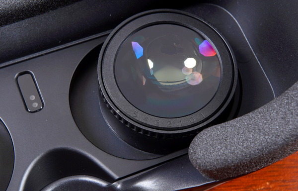 arpara 5K Tethered VR Headset review_04557_DxO