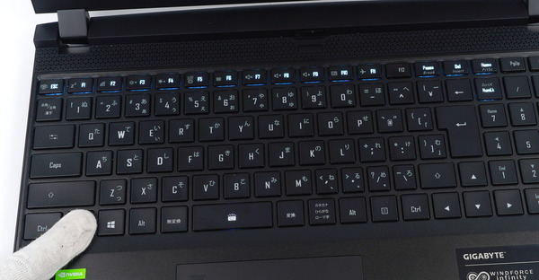 GIGABYTE AERO 15 OLED review_01791_DxO