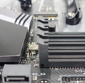 ASUS ROG STRIX B350-F GAMING review_07478