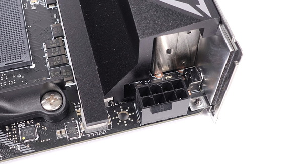 MSI MPG B550I Gaming Edge WiFi review_02186_DxO