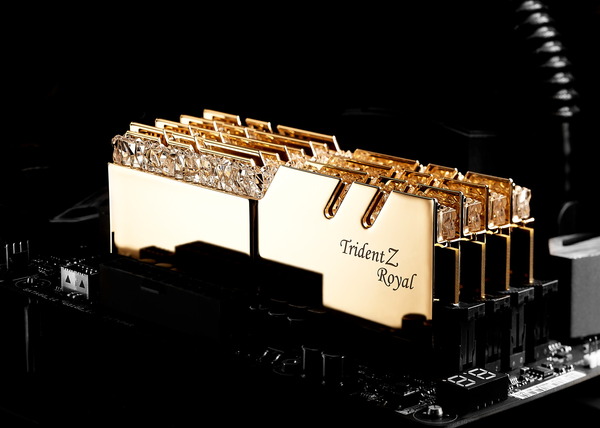 G.Skill Trident Z Royal (2)