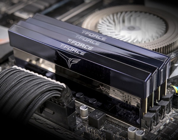 Team T-Force Xtreem ARGB DDR4 (5)