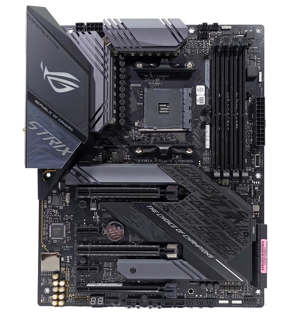 ASUS ROG STRIX X570-E GAMING review_00083_DxO