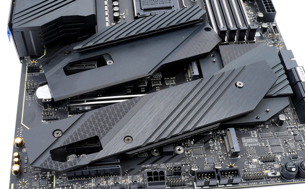 MSI MEG Z590 UNIFY review_04838_DxO