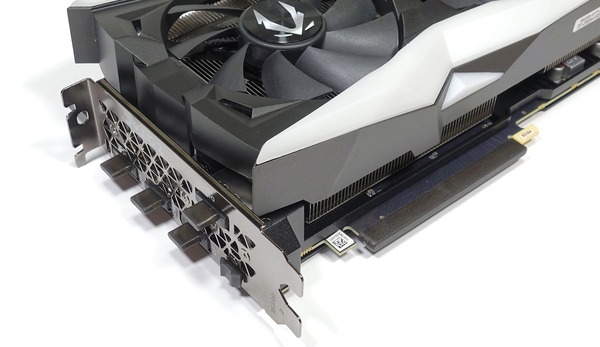 ZOTAC GAMING GeForce RTX 2080 AMP Extreme review_04192_DxO