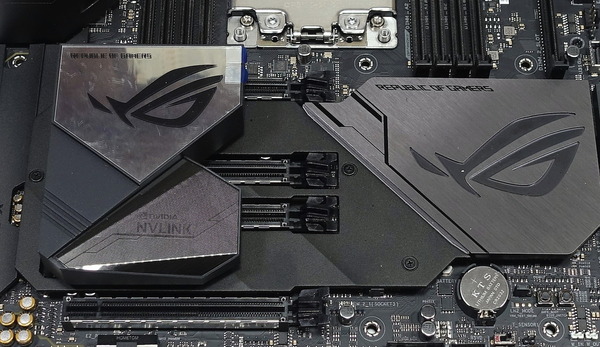 ASUS ROG Zenith II Extreme review_07895_DxO
