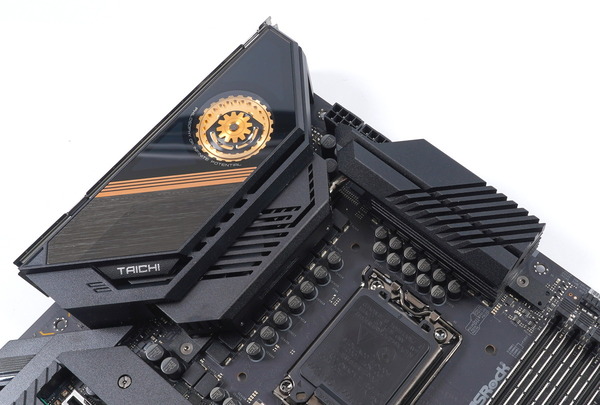 ASRock Z690 Taichi review_01143_DxO