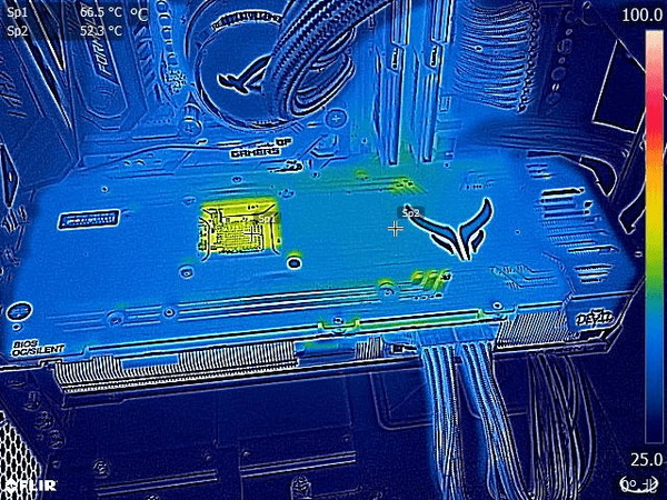 PowerColor Red Devil Radeon RX 6700 XT_FLIR (1)
