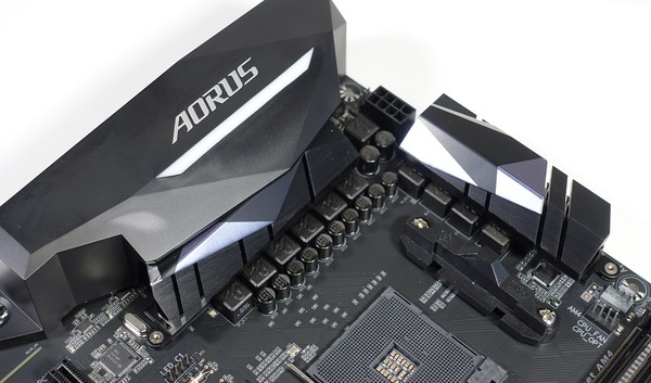 GIGABYTE Aorus GA-AX370-Gaming K7 review_07426