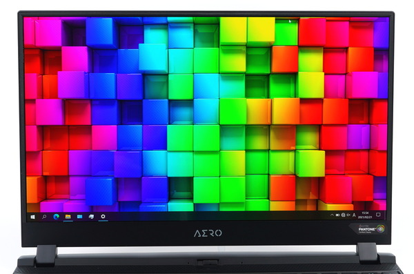 GIGABYTE AERO 15 OLED review_01363_DxO