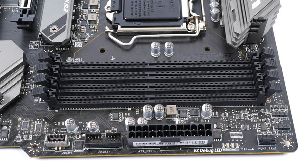 MSI MAG B560 TOMAHAWK WIFI review_02790_DxO