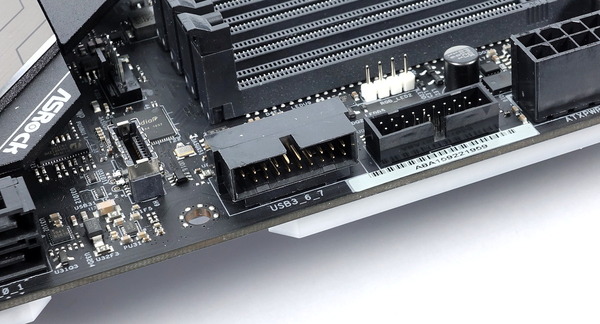 ASRock Z490 Taichi review_09704_DxO