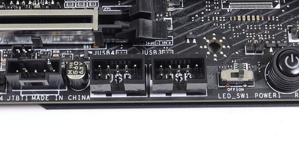 MSI MEG Z490 ACE review_09660_DxO