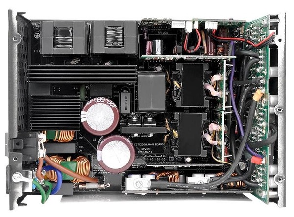 Thermaltake Toughpower iRGB PLUS 1250W Titanium (5)