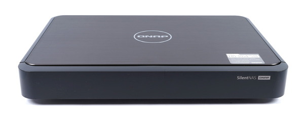 QNAP HS-264 review_06270_DxO