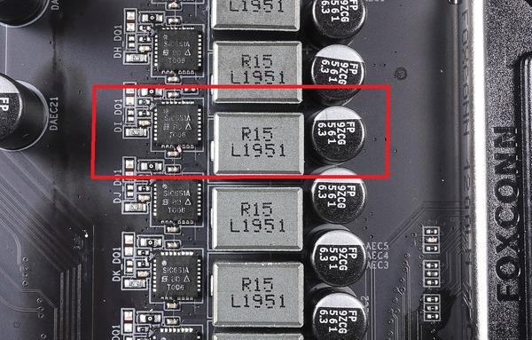GIGABYTE Z490 AORUS ELITE_00450_DxO