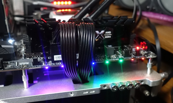 MSI X470 GAMING PRO CARBON review_05633