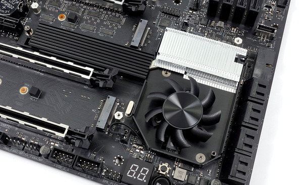 ASRock X570 Taichi Razer Edition review_06858_DxO