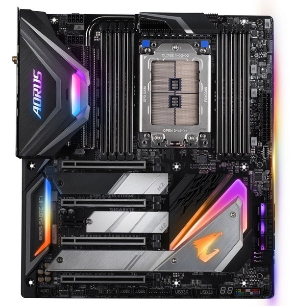 GIGABYTE X399 AORUS XTREME (3)