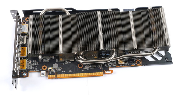 SAPPHIRE PULSE AMD Radeon RX 6600 XT GAMING OC 8G GDDR6 review_07020_DxO