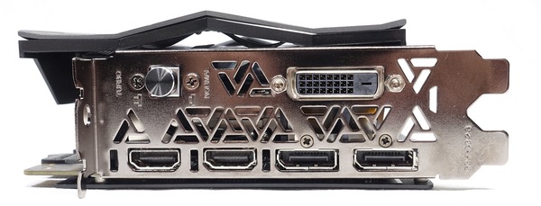 COLORFUL iGame GeForce GTX1070Ti Vulcan X Top review_02527