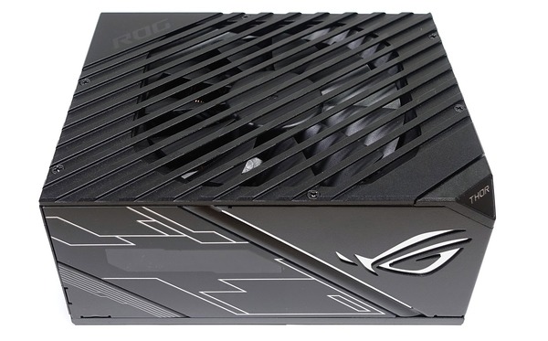 ASUS ROG-THOR-1200P review_05565_DxO