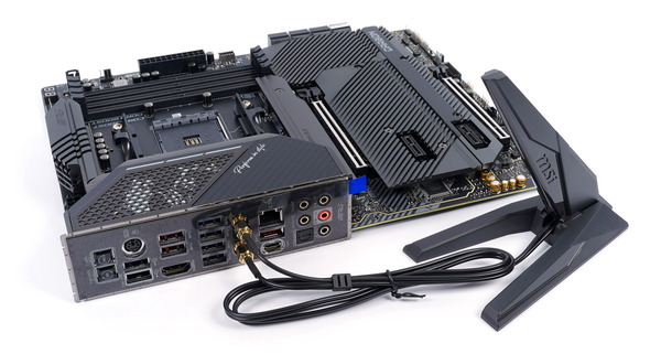 MSI MPG X570S CARBON MAX WIFI review_07576_DxO