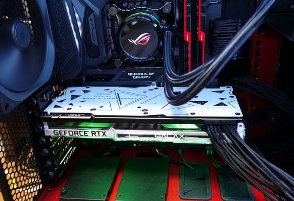 GALAKURO GK-RTX2080Ti-E11GB/WHITE review_04866