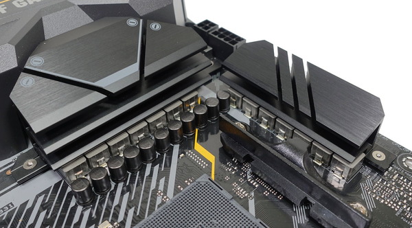 ASUS TUF GAMING X570-PLUS (WI-FI) review_00135_DxO