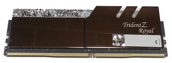 G.Skill Trident Z Royal F4-3200C16D-16GTRS review_05953_DxO