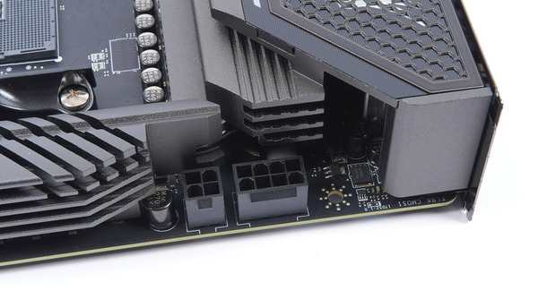MSI MPG X570S CARBON MAX WIFI review_07585_DxO