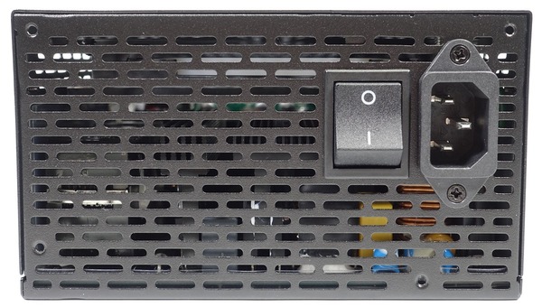 Thermaltake Toughpower iRGB PLUS 1250W Titanium review_09078