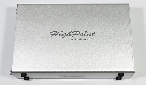 HighPoint RocketStor 6661A-NVMe review_03074_DxO