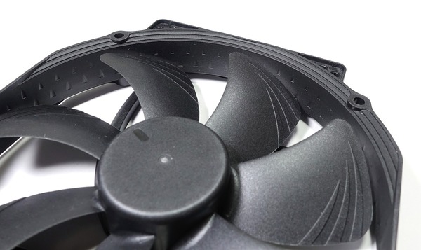 Noctua NF-A15 HS-PWM chromax.black.swap review_01945_DxO
