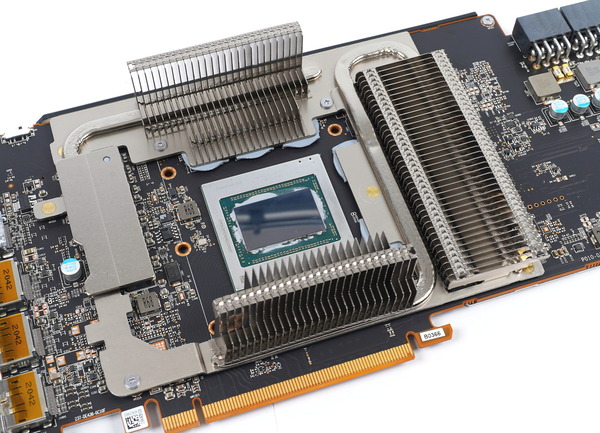 SAPPHIRE NITRO+ Radeon RX 6900 XT OC 16G GDDR6 review_00824_DxO